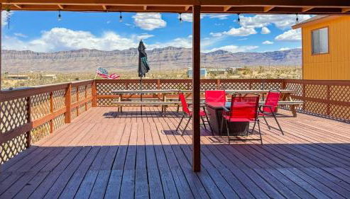 Desert View Retreat - Sleeps 22, Game Garage, Near Skywalk & Lake Mead - Foto 4