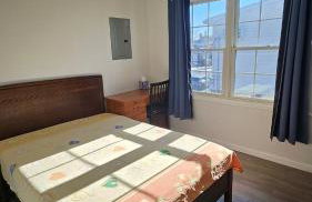 3 Bedroom Renovated Model House - Photo 2