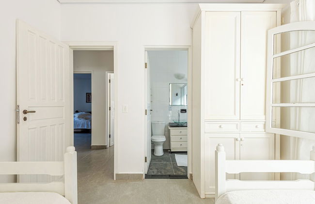 4 quartos piscina 350 m praia - Foto 23