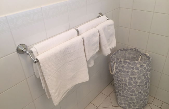 Applecross Village Apartment - Photo 18