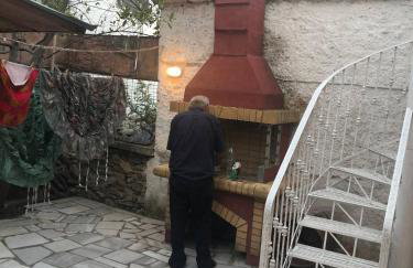 Γαλήνιο σπίτι σε χωριό - Photo 3