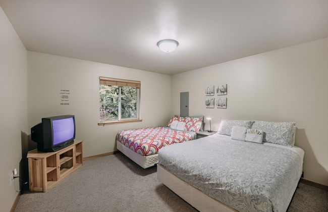 65GS - Hot Tub - Wi-Fi - Pets Ok - BBQ - Sleeps 10 - Foto 11