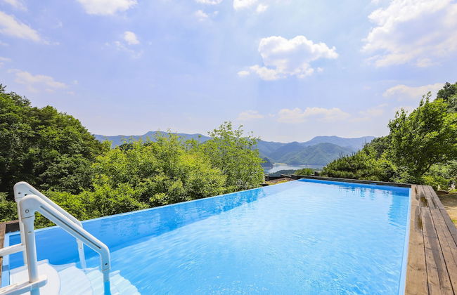 Penatess Pool Villa - Foto 19