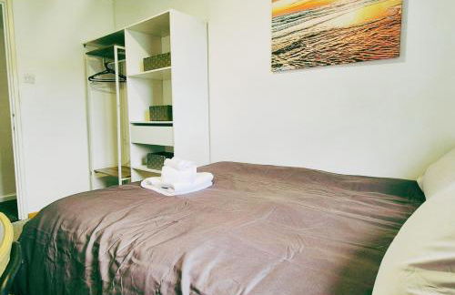 Comfy 3BR Flat on Quiet Street in Wollaton - Foto 28