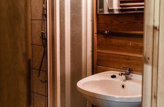 Myśliwska chata na skraju lasu - Foto 30