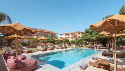 Filoxenia Luxury Studios & Apartments - Foto 1, sunbed