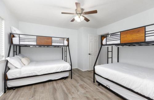 Timeless-Texas-Inn - Heated Pool Oasis & Lux Vibe - Foto 18