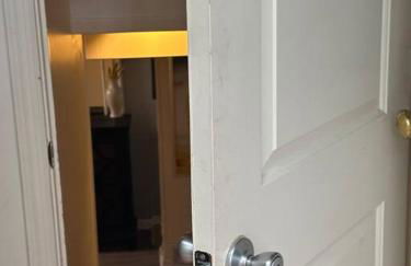 Roomy Oasis DC area pet friendly - Foto 16