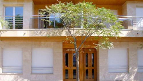 Llevant I Ponent - Photo 4