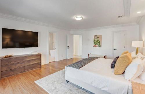 Solara: Waterfront Estate, Pool, Dock, Private Guest Suite - Foto 58