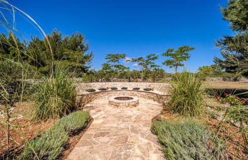 Luxury Villa Nature with heated private pool, sauna & fire pit, a short walk to the beach - Photo 13