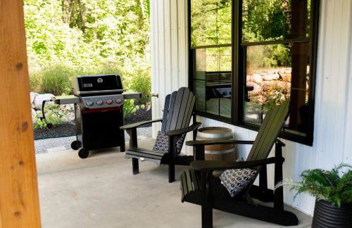 Luxury Barndo with Hot Tub, Indoor Sports Court, Private Acreage, and Near Notre Dame - Foto 37