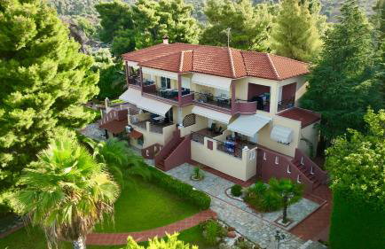 Agrili Apartments & Rooms - Photo 3