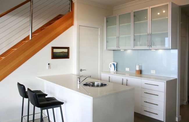 Penneshaw Oceanview Apartments - Photo 12