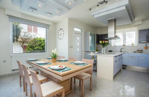 EVA's House - Photo 7
