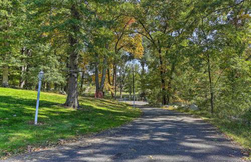 Pet-Friendly Grand Pine Bush Retreat on 2 Acres! - Foto 39