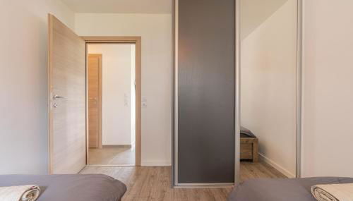 Talloires Village, Lac d'Annecy, Résidence récente 4 étoiles - Photo 4, wardrobe