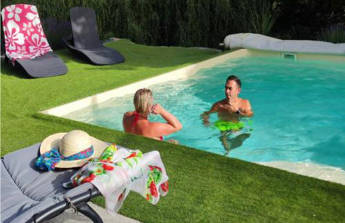 DANDELION GITE SPA Gorges du Tarn piscine jacuzzi rivière vue exceptionnelle villa nature design - Photo 9