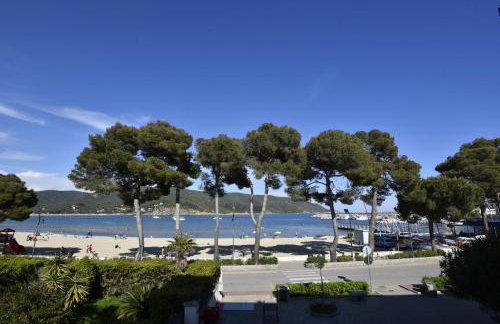 Appartamento Perla - Terrazza fronte mare e aria condizionata - Foto 1