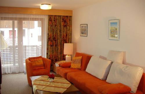 Gästehaus zur Färbe Apartments - Photo 8