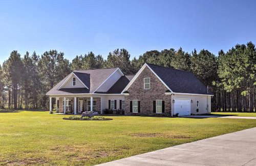 Bright Hopkins Home with Game Room and Fire Pit! - Foto 3