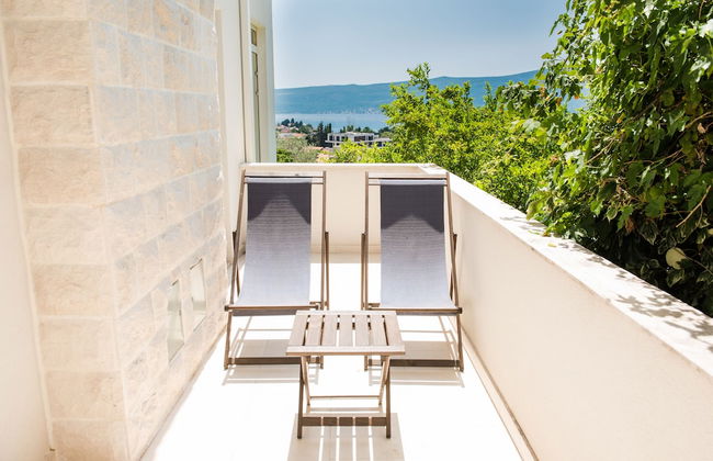 3 Bedroom 3 Bathroom Pool ,ivy House Montenegro - Foto 17