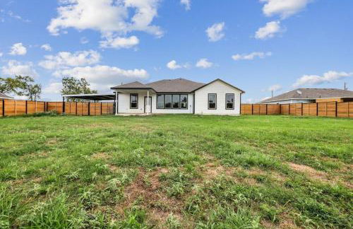 Modern Escape in Cedar Creek - Foto 24