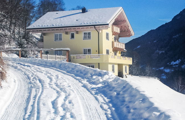 2 bedroom Apartment in Goldegg with garden - Photo 2