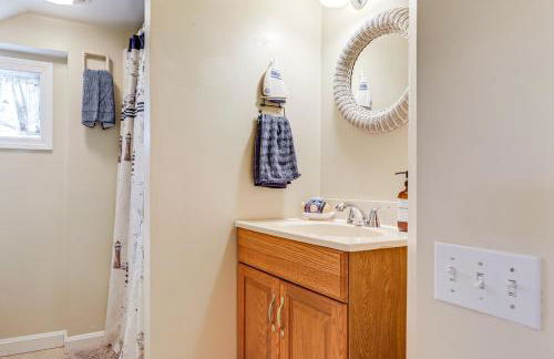 Dock and Water Access Charlestown Beach Escape! - Foto 23