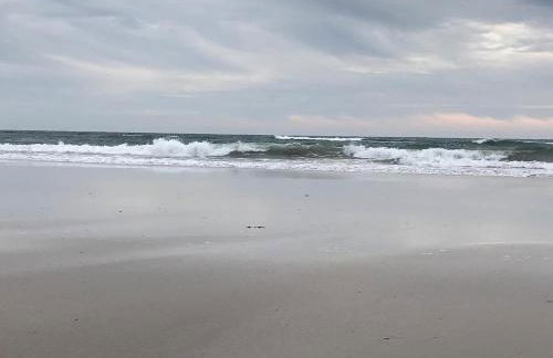 Romantic cliff top chalet at Whitsand Bay beach - Photo 21