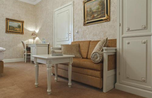 Pałac Gruszów - Foto 31