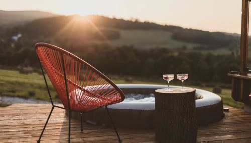 WymarzONE domki- z prywatnymi jacuzzi i kominkiem - Foto 3