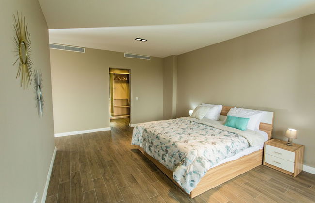 Accra Luxury Apartments at The Gallery - Photo 18