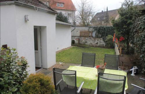 2 Room Messe Flat, 4 Min Airport, with Garden - Foto 1