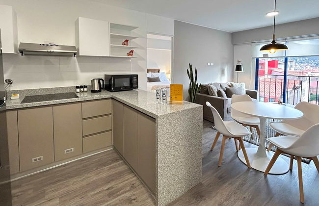 w Gorgeous 2BR w Perfect Balcony in Cusco - Foto 1