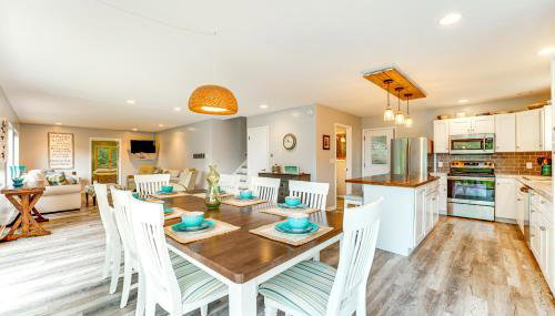 Walk to Semi-Private Beach Lake Michigan Getaway - Foto 2