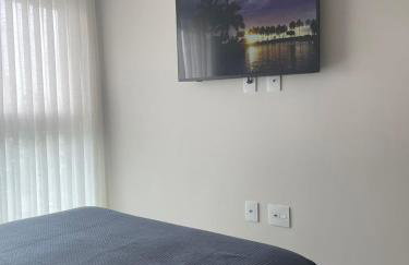 Apartamento moderno com 2 quartos, a 800m da praia Jurerê Internacional - Foto 9