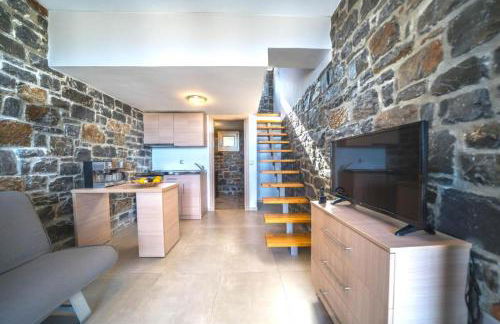 TerraZeus - Stone House Beachfront 1 - Foto 4