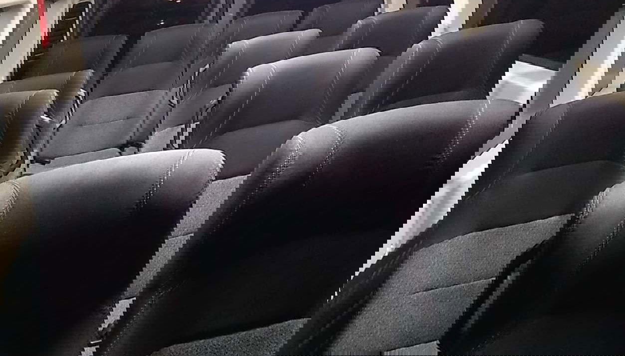 Van para o transfer do aeroporto de Porto Seguro a Trancoso