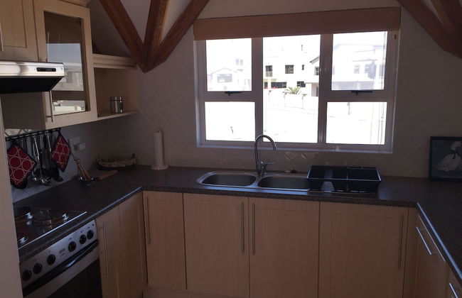 Oceanview Suite - Photo 6