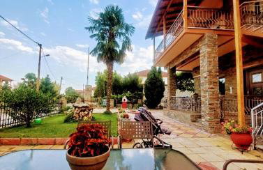 Petroula Suites Pozar - Photo 16