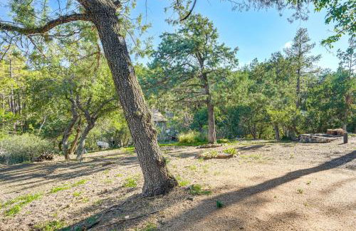 Relax Fireside Prescott Retreat with Hot Tub! - Foto 26