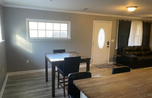 Cozy Country Cottage - Photo 9