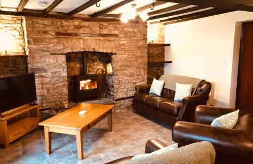 Cobblers Cottage in Brecon Beacons - Photo 6