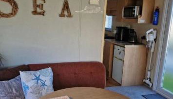 3 Bed Caravan - Sleeps 6 - Pets - Parking - Wifi - Foto 3