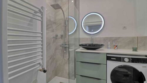 Accès direct Promenade Des Anglais - Negresco - Foto 4