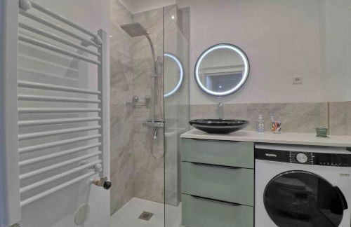 Accès direct Promenade Des Anglais - Negresco - Foto 4