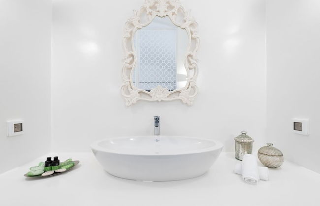 Kamini Santorini Luxury Villas - Photo 78