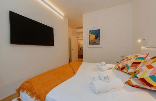 The Lake Giant with Lake View Renovated 2025 DesenzanoLoft Official Partner Homes & Villas by Marriott Bonvoy - Foto 26