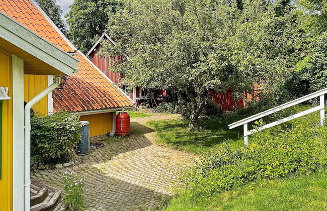 7 Person Holiday Home in Axvall - Foto 26